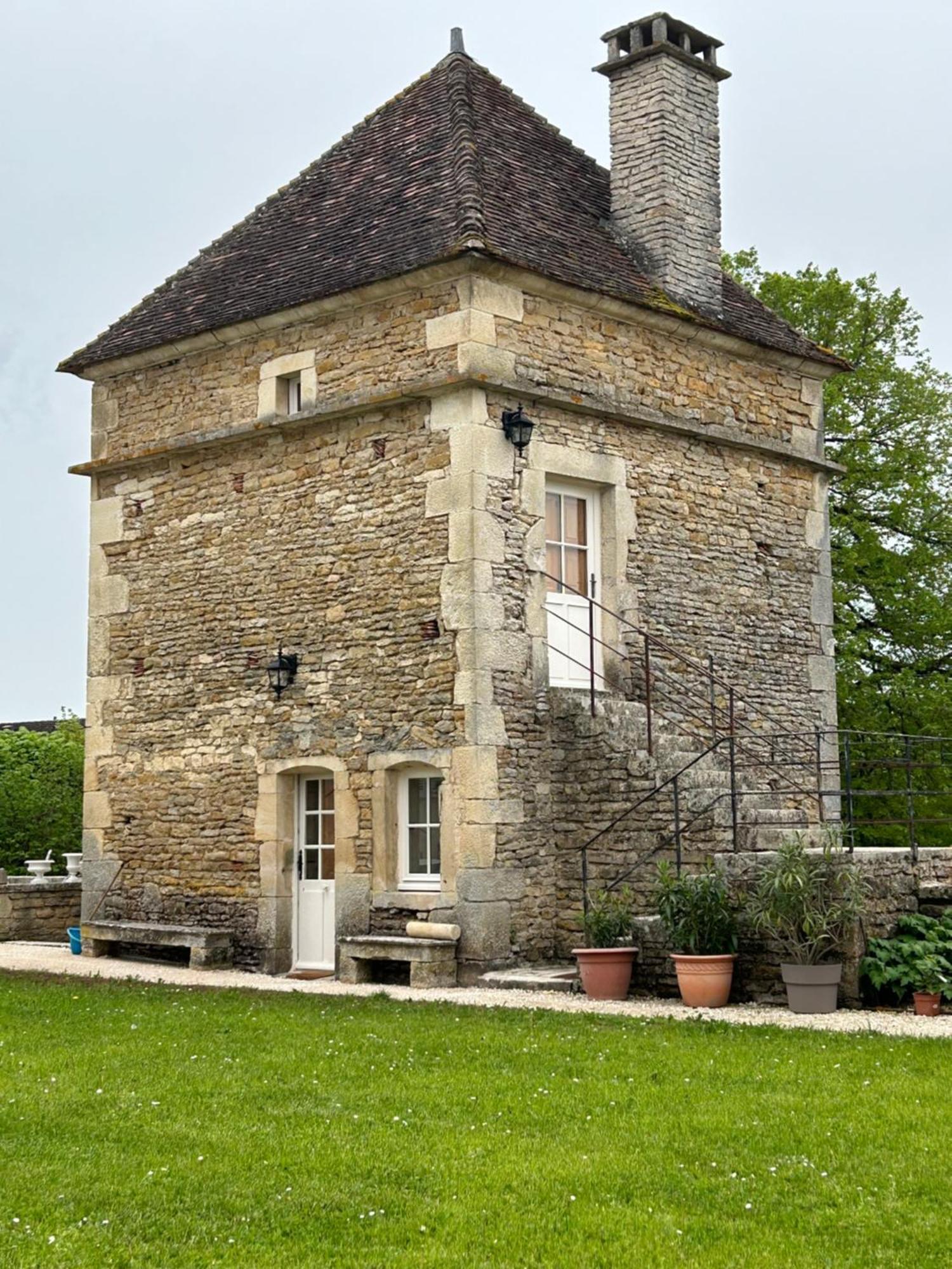 Moutiers-Saint-Jean La Buffonnerie B&B 외부 사진